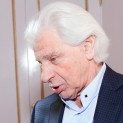 Генри Резник